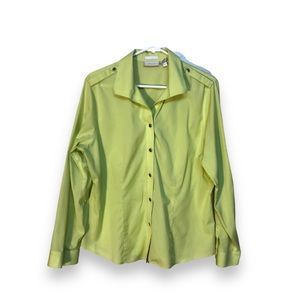 Chico's women’s no-iron shirt Light Green 2 Blouse Top long sleeve light green